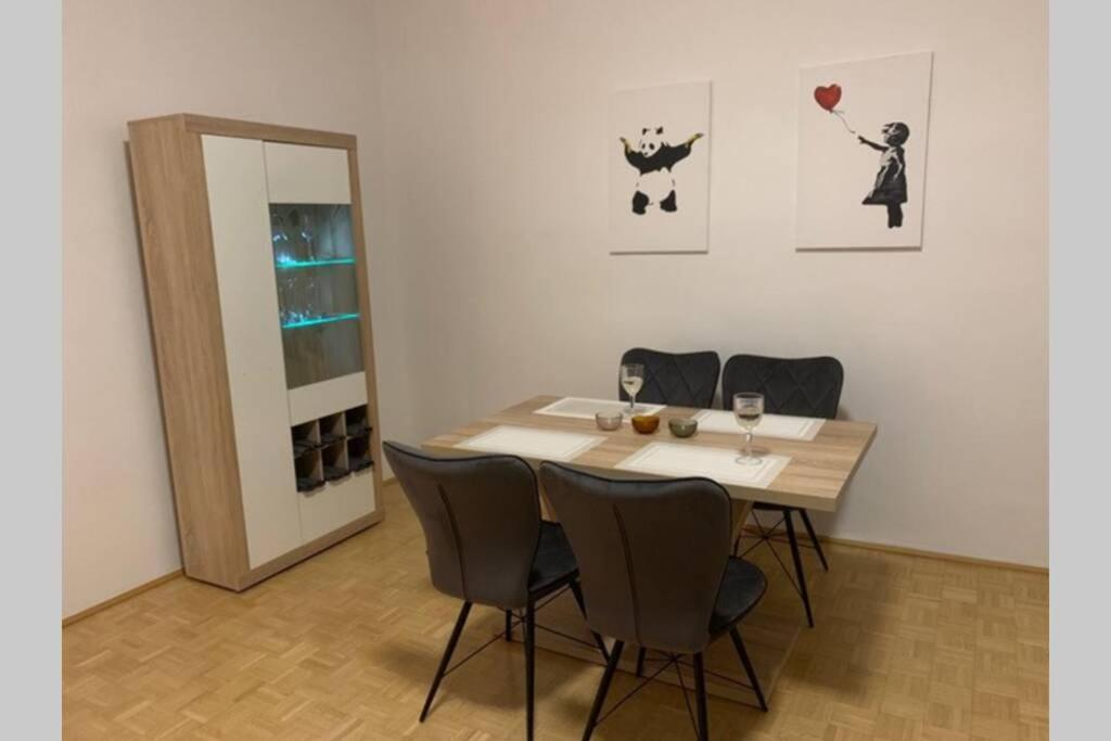 Wunderschone Altbauwohnung In Zentraler Lage Wien Ngoại thất bức ảnh